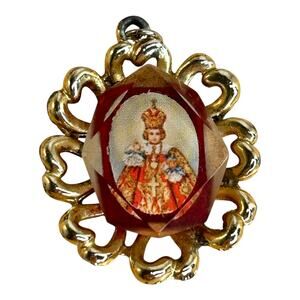Vintage Infant of Prague Jesus Glass Faceted Gold Tone Ornate Framed Pendant